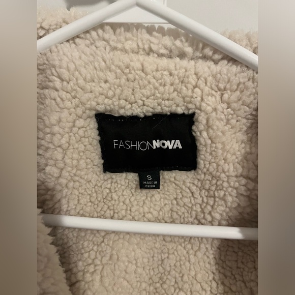 Fashion Nova - corduroy jacket - Picture 3 of 3